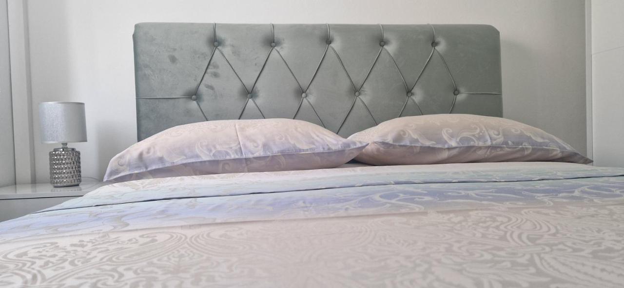Apartmani Assa Krk Krk Town Esterno foto