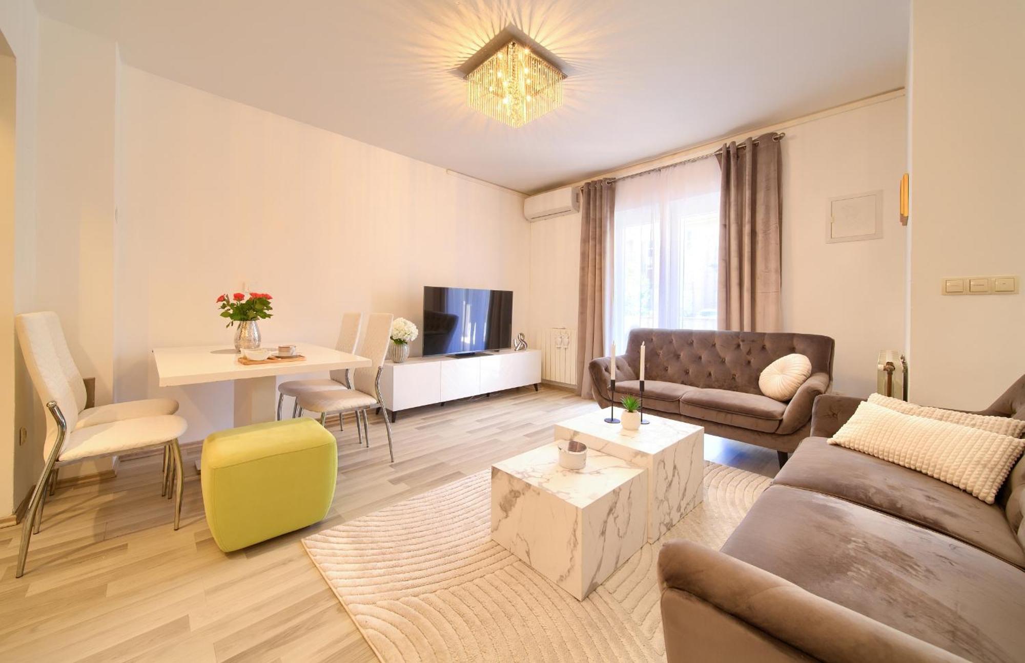 Apartmani Assa Krk Krk Town Esterno foto