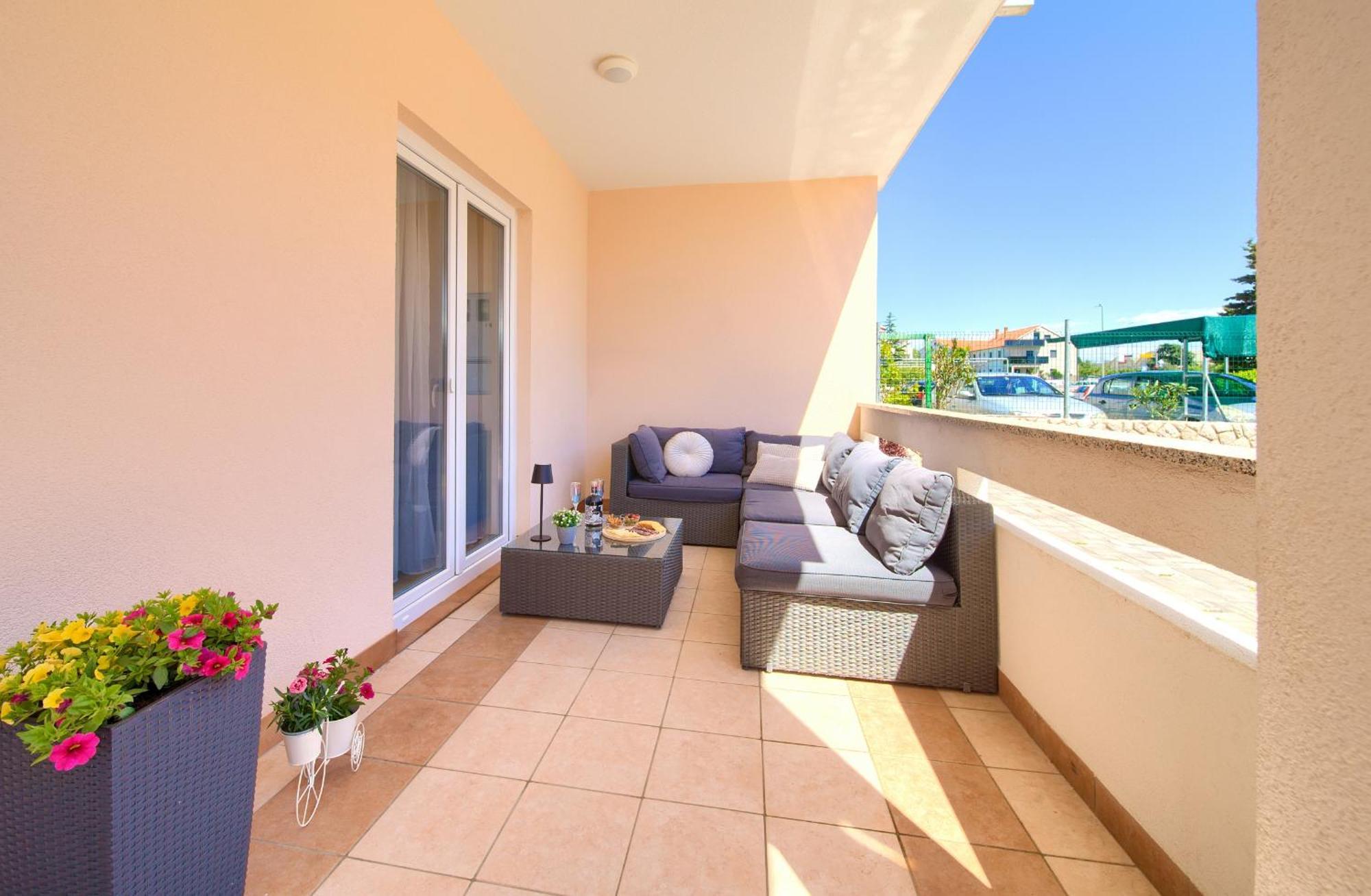 Apartmani Assa Krk Krk Town Esterno foto